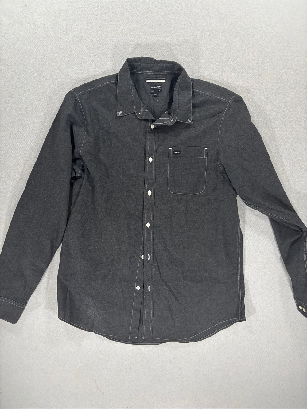 RVCA slim fit shirt XL mens